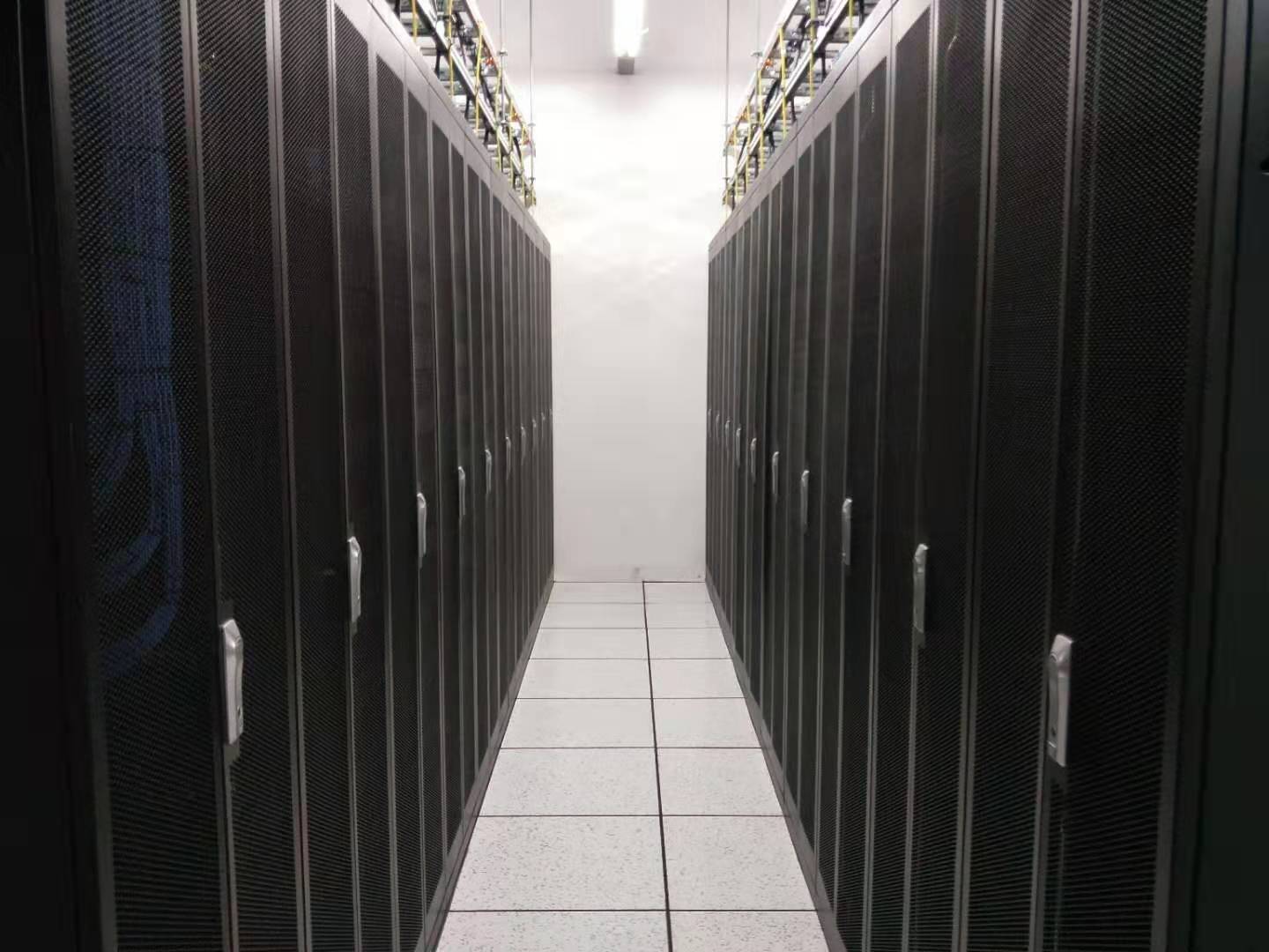 马尔康IDC机柜促销季开启